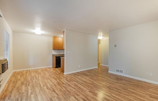 One Bedroom Apartment in The Northwoods Condo Association