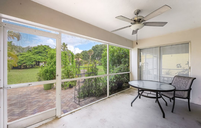 1201 SOLANA DR