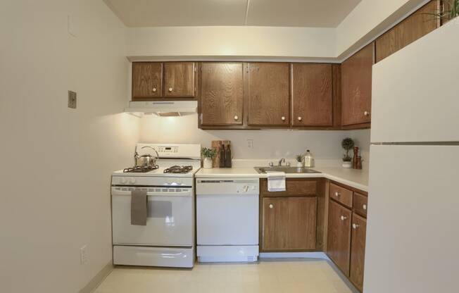 Apartments in Harrisburg | Twin Lakes Apartments | a kitchen with white appliances