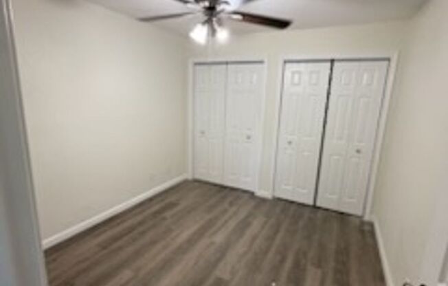 Beautiful newly remodeled 2/1 apartment!