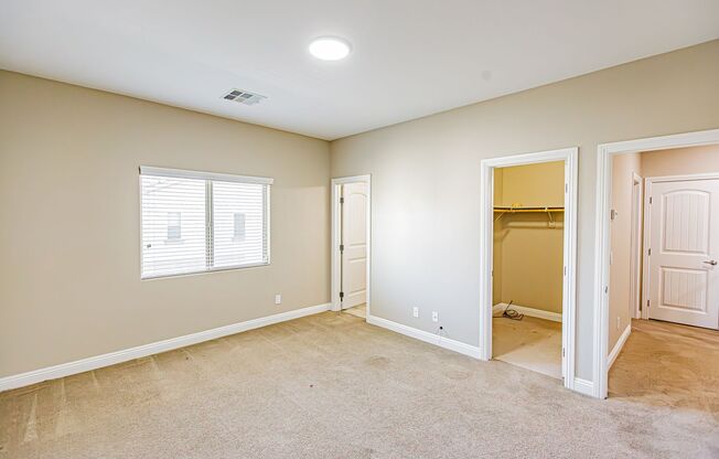 3 beds, 3 baths, $2,200
