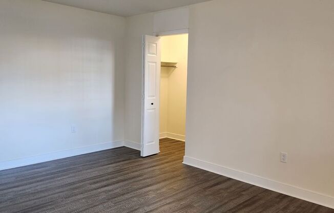 1 bed, 1 bath, 637 sqft, $1,195, Unit GL27001