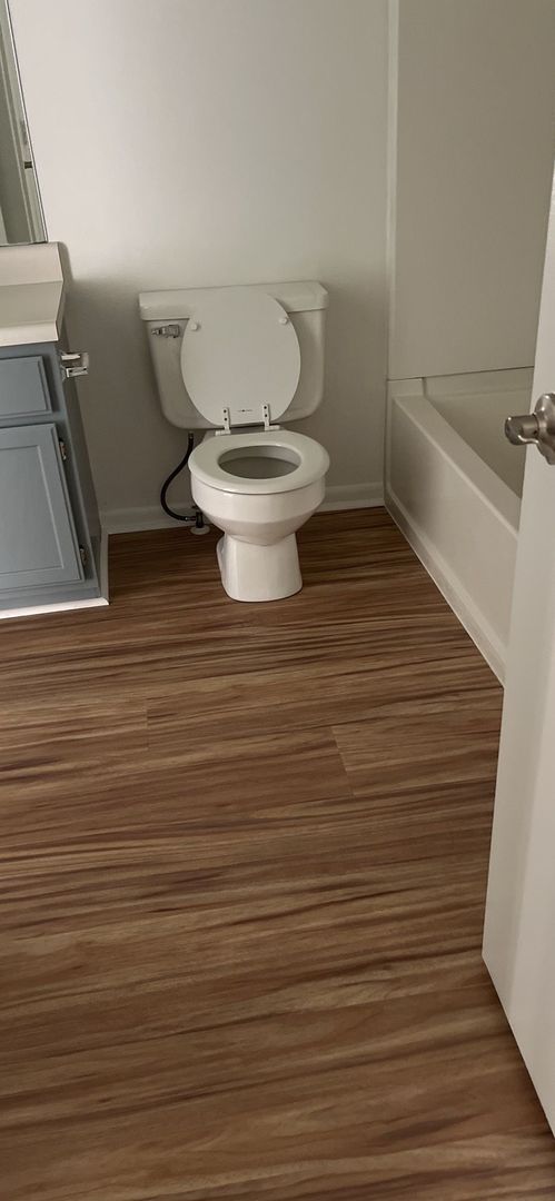 2 beds, 1 bath, 908 sqft, $1,250, Unit 300A