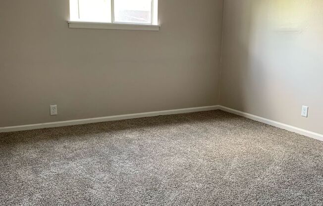 1 bed, 1 bath, 650 sqft, $920, Unit N-0115