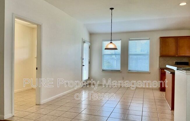 7833 SQUIRREL HOLW DR