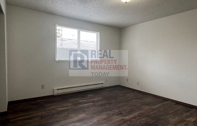 2 beds, 1 bath, 900 sqft, $1,565, Unit Unit A