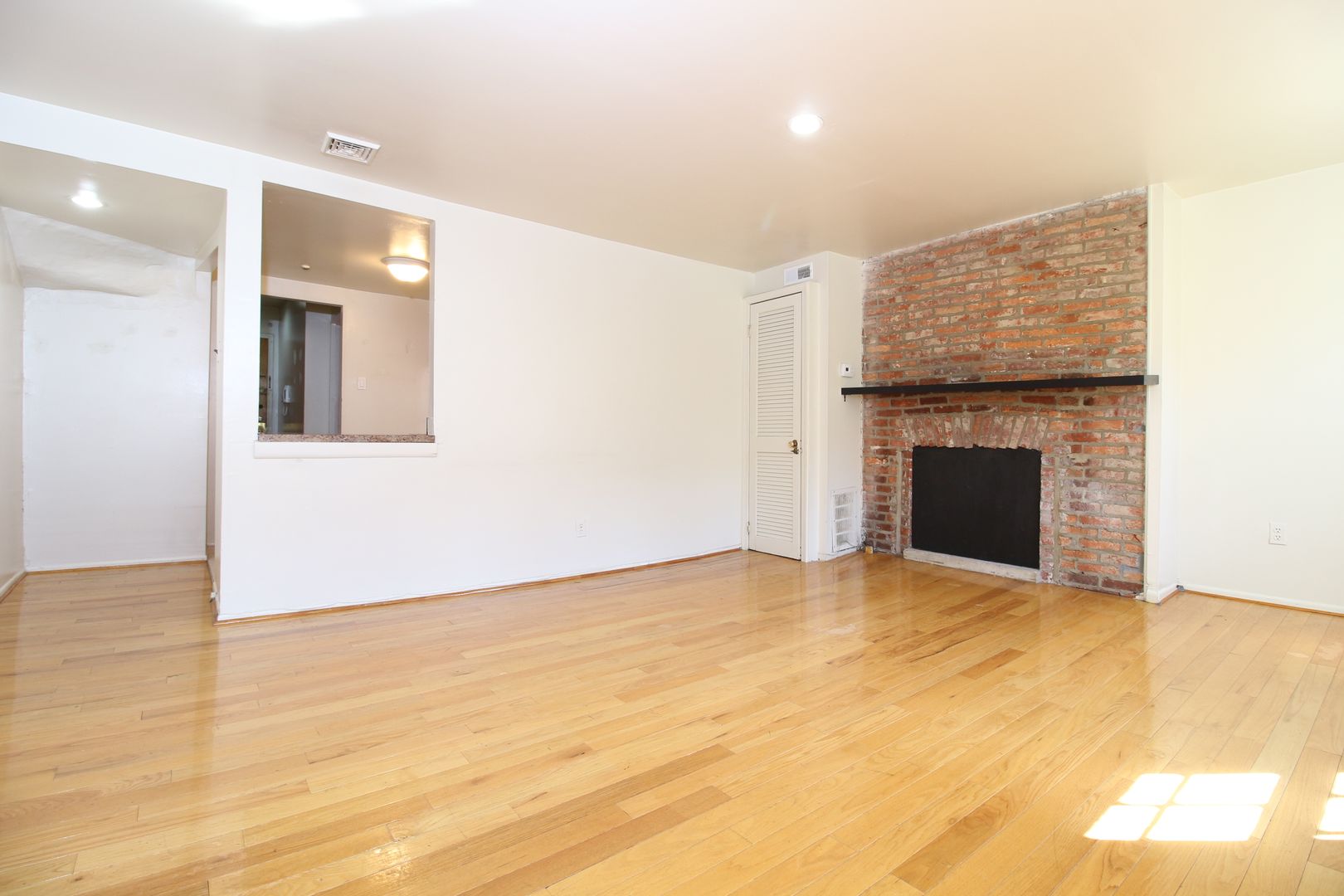 Spacious 2 BR 2 BA w/ Decorative Fireplace & More! *Available August*