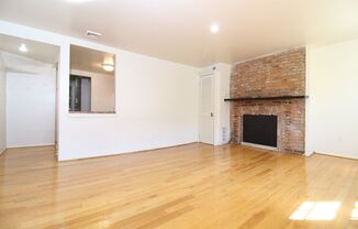 2 beds, 2 baths, $1,995, Unit #D