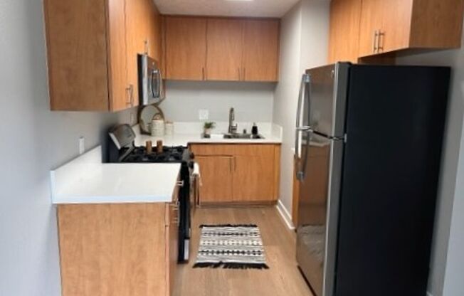 2 beds, 1.5 baths, 1,050 sqft, $3,395, Unit 1740-8