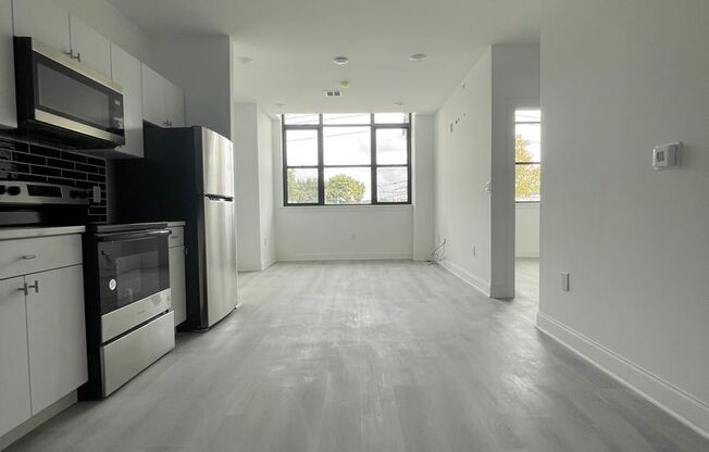 1 bed, 1 bath, 620 sqft, $1,125, Unit 309