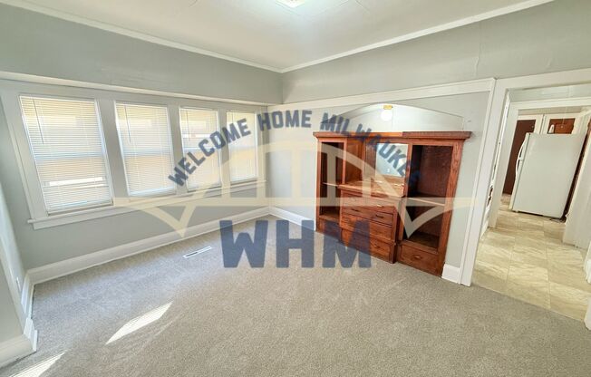2409 N 49 ST
