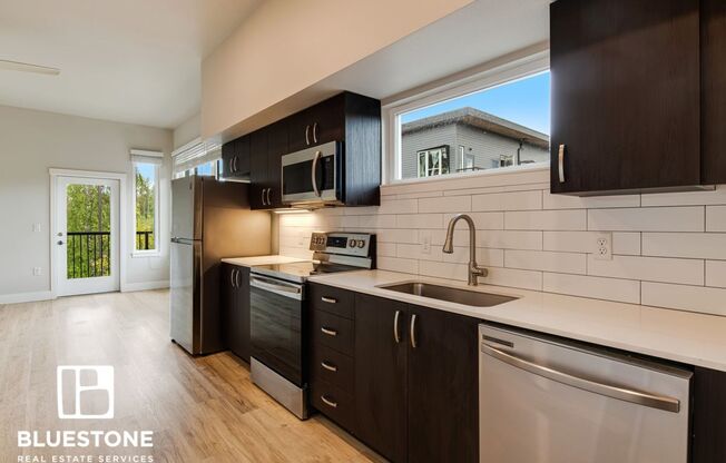 2 beds, 1 bath, 845 sqft, $1,550, Unit E222