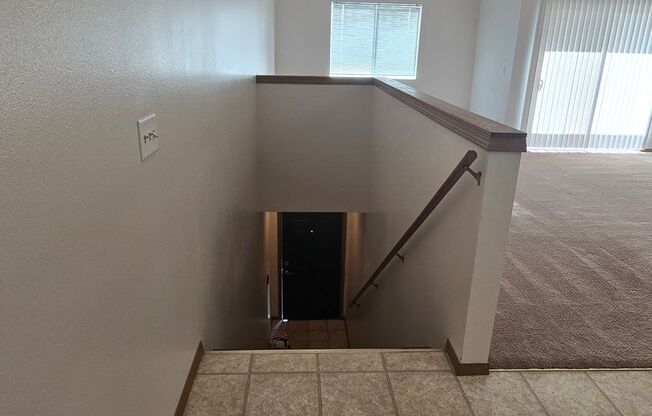 2 beds, 1 bath, 856 sqft, $1,269, Unit PL   7305