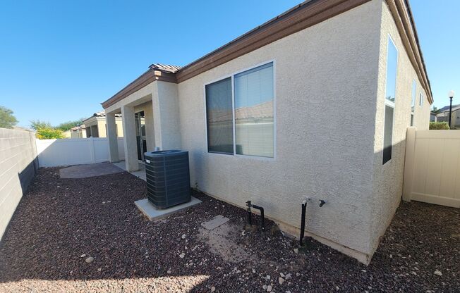 3 beds, 2 baths, $2,000