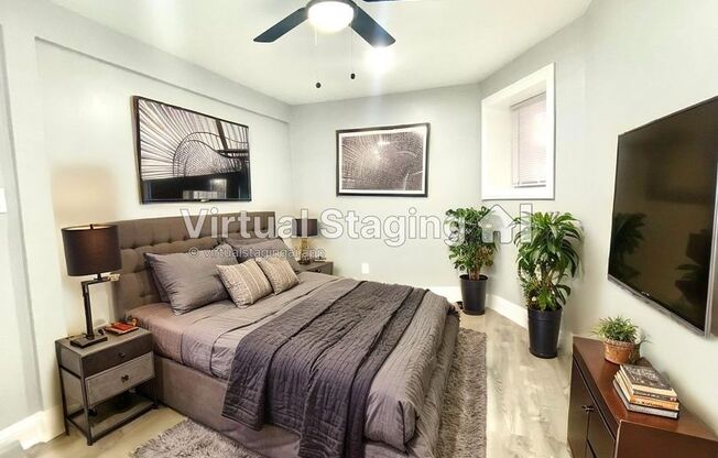 906 Montrose