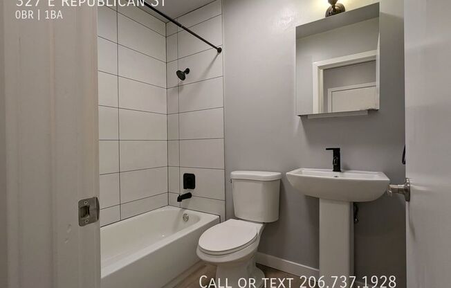 327 E REPUBLICAN ST