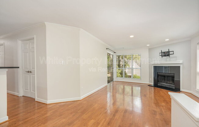 2516 Cranbrook Lane #7