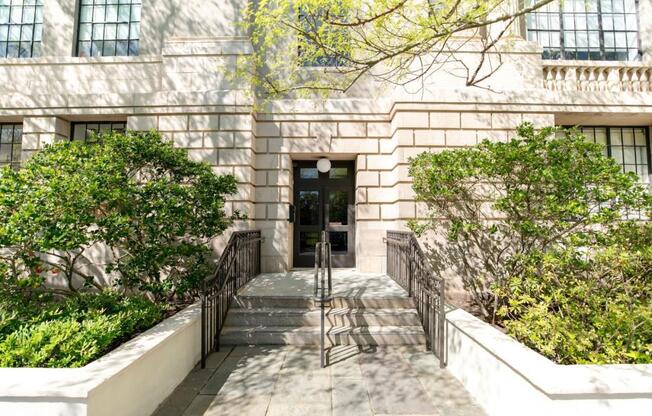 3 CHISOLM ST 