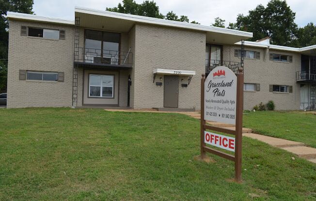 2 beds, 1 bath, 850 sqft, $995