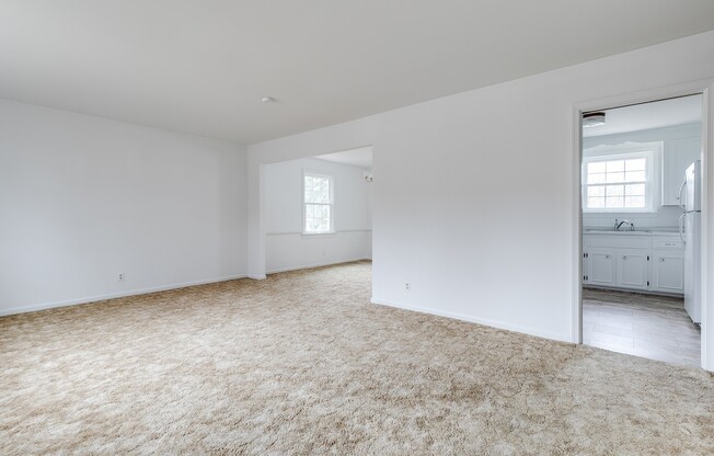 Large 4 Bedroom Tri-Level Home in the West End Available June 15th!