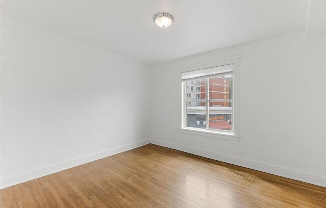 1 bed, 1 bath, 579 sqft, $1,200, Unit 206