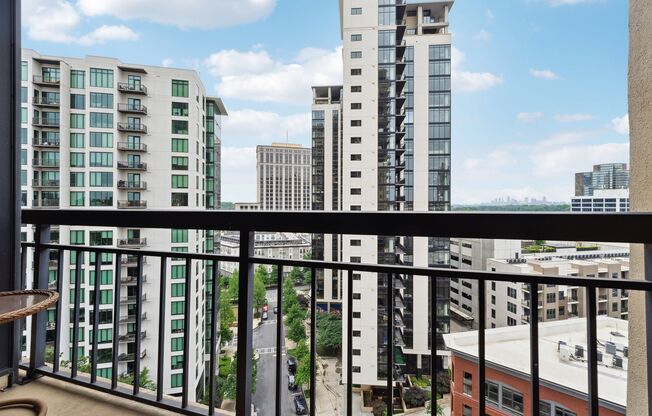 Renovated Condo with Skyline Views