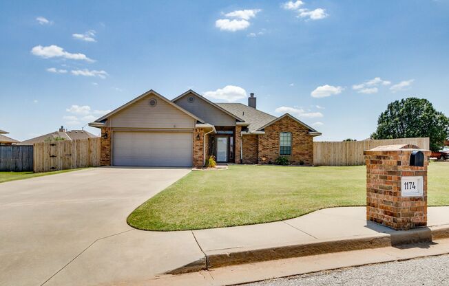 3 Bedroom 2 Bath 2 Car Garage In Piedmont Schools!!!
