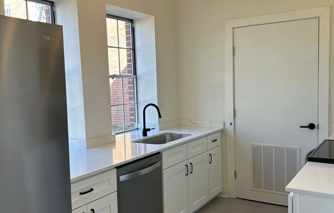 1 bed, 1 bath, 441 sqft, $811, Unit Unit B05 CC