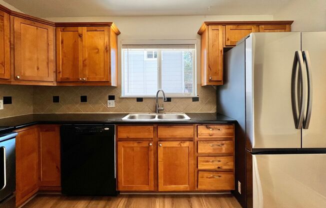 Beautiful 5 bed 2 bath House in Central Fort Collins, CO!