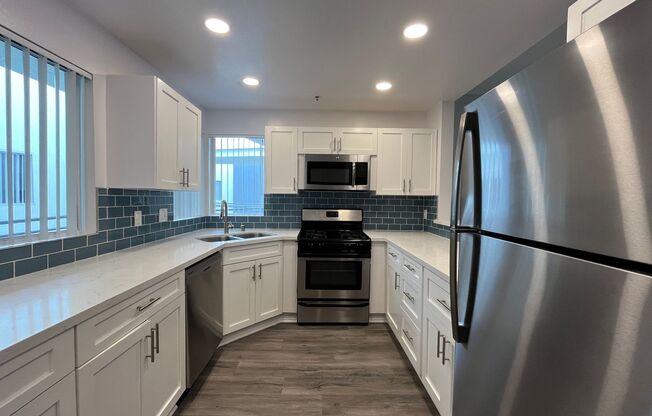 3 beds, 2 baths, 1,250 sqft, $3,898, Unit 302