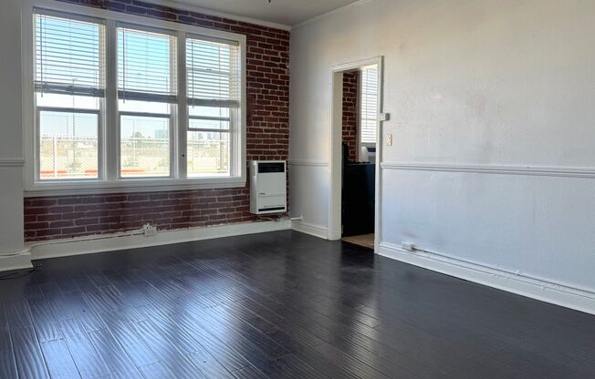 Studio, 1 bath, 450 sqft, $1,495, Unit 416