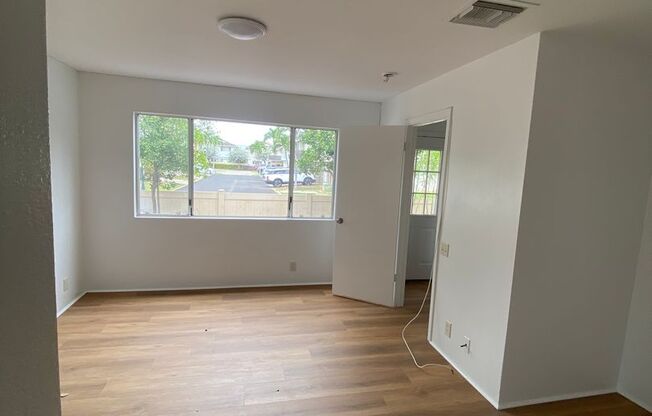 Updated 3 Bedroom, 2 Bath Pet Friendly Home with a Garage, Yard, and Central AC