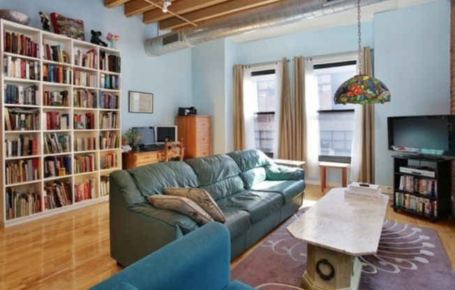 3 beds, 2 baths, 1,620 sqft, $6,200, Unit 4E