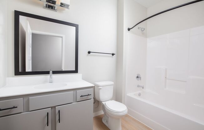 2 beds, 2 baths, 1,099 sqft, $1,525, Unit 408