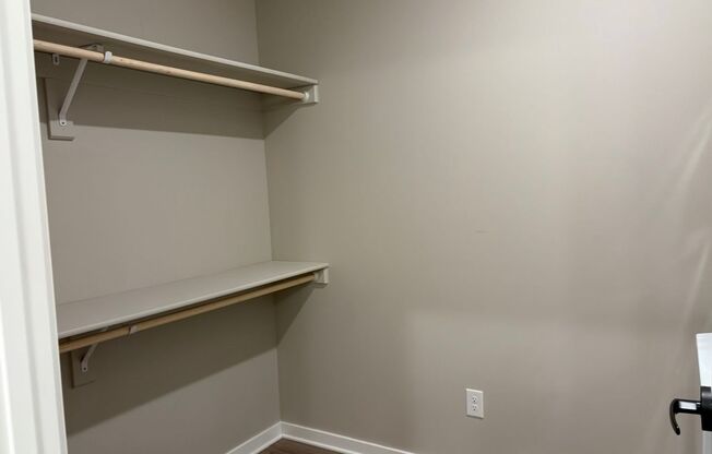 Studio, 1 bath, 601 sqft, $1,149, Unit 411