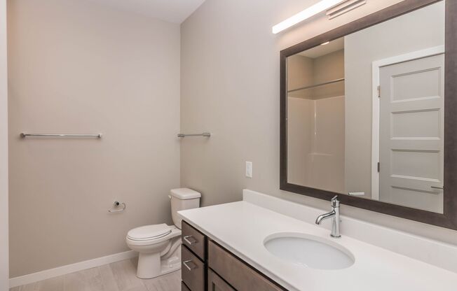 3 beds, 2 baths, 1,268 sqft, $2,265, Unit 518