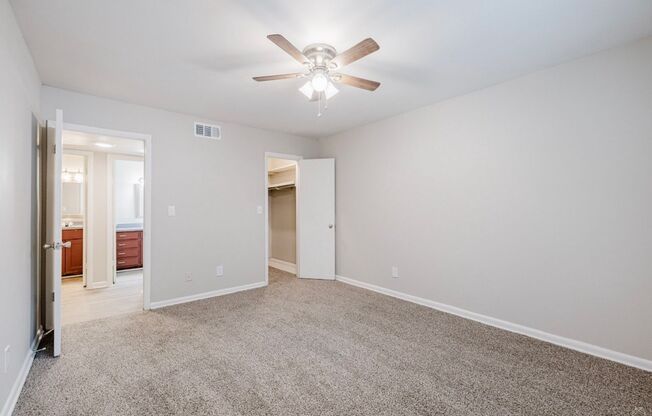 2 beds, 1.5 baths, 976 sqft, $1,275, Unit 2006-13