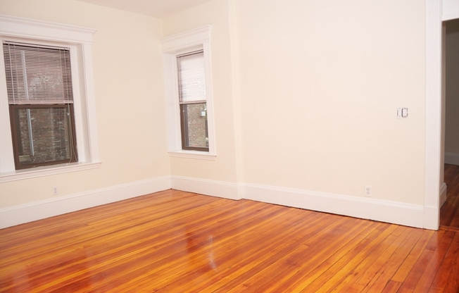 1378 Beacon St