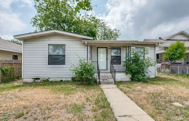Charming 2 Bedroom in Probandt Neighborhood