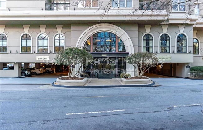 3334 Peachtree Rd NE