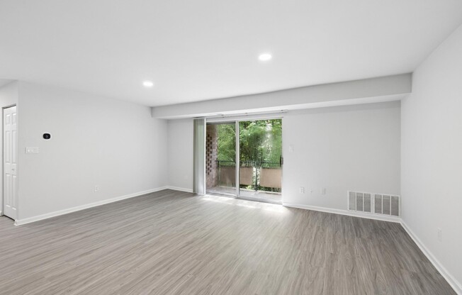 Living Area (RG)