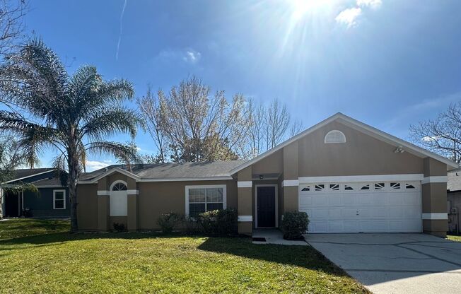 SPACIOUS 3 Bedroom, 2 Bathroom Ekana Point Home at Twin Rivers in OVIEDO!!! Available Now!