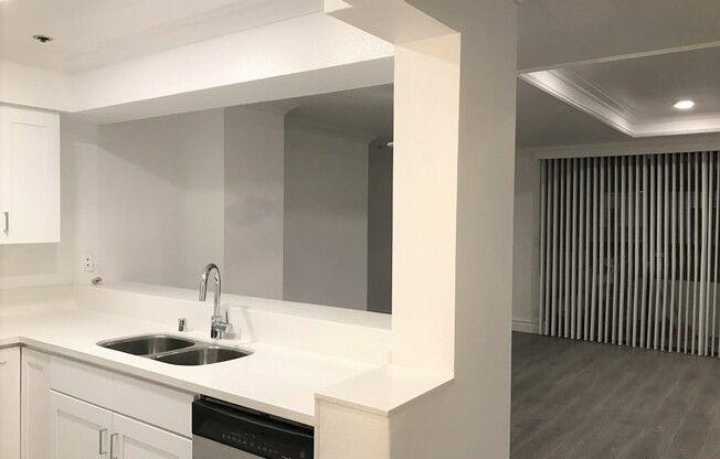 1 bed, 1.5 baths, 985 sqft, $3,495, Unit 306