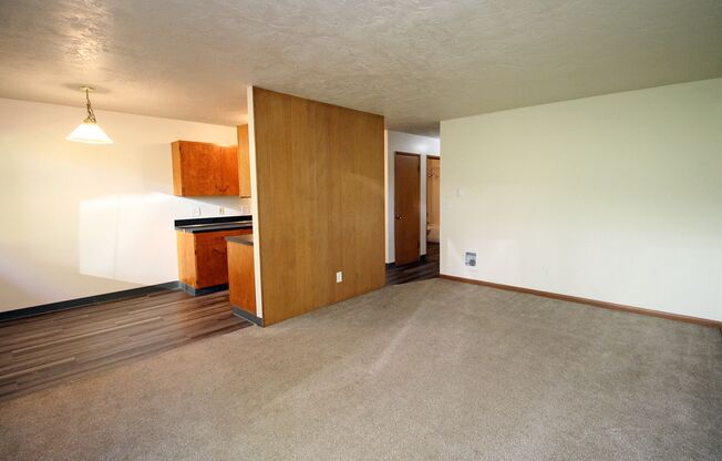 1 bed, 1 bath, 600 sqft, $1,250, Unit 5