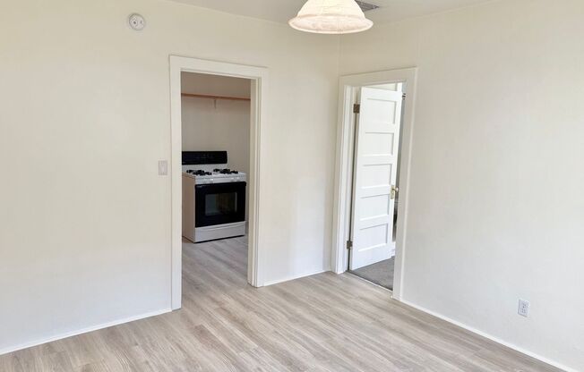 1 bed, 1 bath, 380 sqft, $1,650, Unit Apt. 5