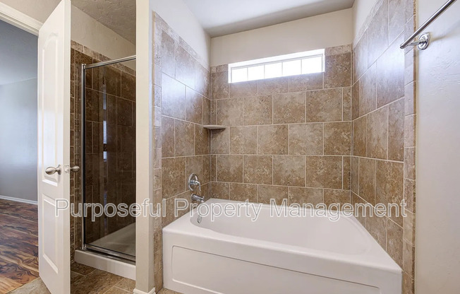 615 W SHADOW RDG WAY