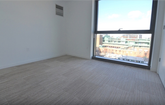 3 beds, 2 baths, 1,263 sqft, $6,850, Unit 829