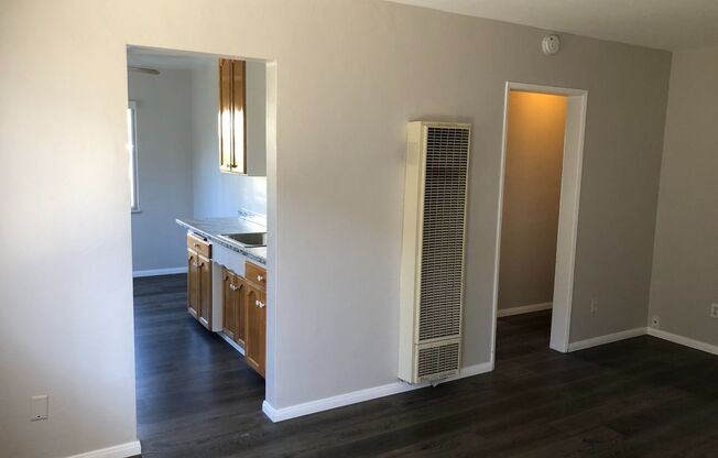 3 beds, 1 bath, $2,900