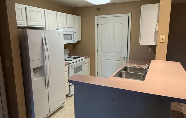 2 beds, 2 baths, $1,875, Unit # 239