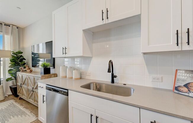 3 beds, 2.5 baths, 1,184 sqft, $1,750, Unit 4525 Colosseum Way